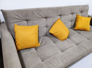 1 soverom, skrivebord for bærbar PC og wi-fi (inkludert)