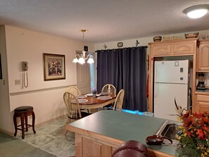 Dining - Rock Island Home Sweet Home (Rock Island)