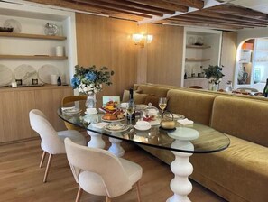 Dining - Luxueux ap. Avec Terrasse-george V. Champs Elysees (Paris)