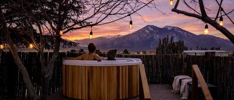 Bain à remous extérieur