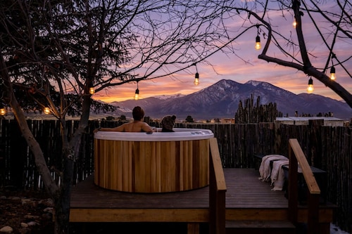 Oasis Escondido / Stunning Views / Spa / Firepit / Location / Private!