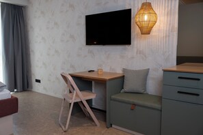 In-room safe, free WiFi, bed sheets - Cocoon Theresienwiese (Munich)