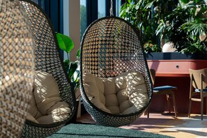 Lobby sitting area - Cocoon Theresienwiese (Munich)