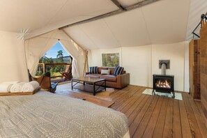 Suite with Kids Tent | Premium bedding, free cots/infant beds, free rollaway beds, bed sheets - Under Canvas Columbia River Gorge (White Salmon)