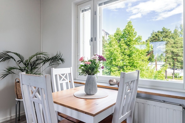 Comfort-lejlighed | Spisning på værelset