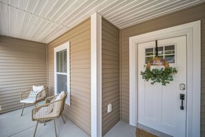 Terrace/patio - Traverse City Flats (Williamsburg)