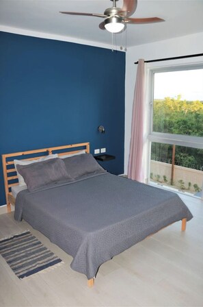 2 soverom, strykejern/-brett, wi-fi og sengetøy