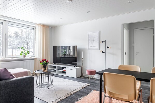 Comfort Apartment | Living area | Flat-screen TV - Bright 1BR Apartment next to the Beach (Lahti)