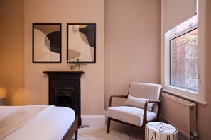 House | 2 bedrooms - The Furness Hideout - Charming 2bdr House With Garden (London)