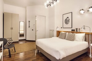 4 bedrooms, iron/ironing board, travel cot, free WiFi - Really Stunning Home for Families and Friends at the Vatican (Roma)