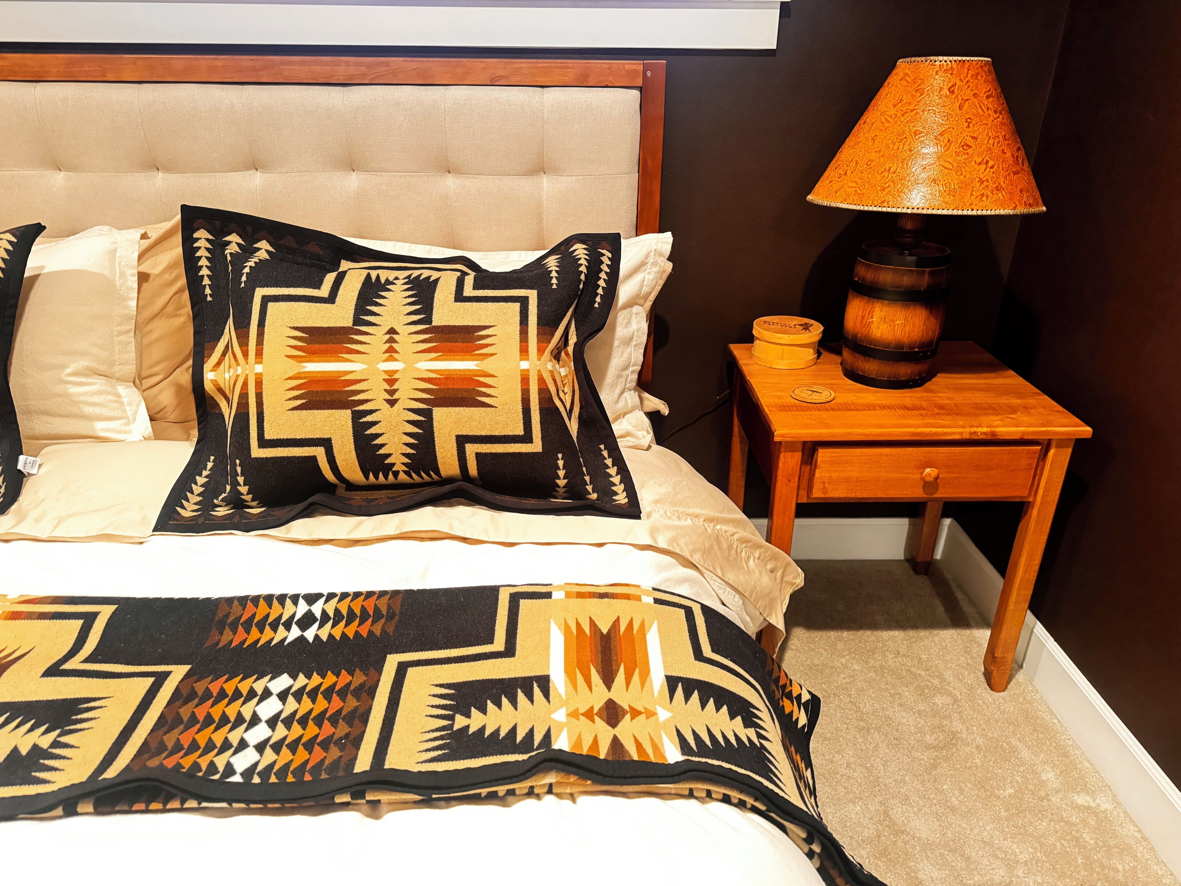 1 bedroom, desk, iron/ironing board, WiFi (free)