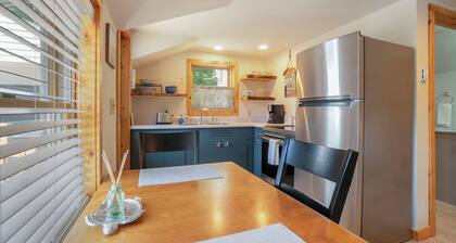 Oak Cottage - 1 of 2 Cottages on Property - Near Boyne Mountain Trail!