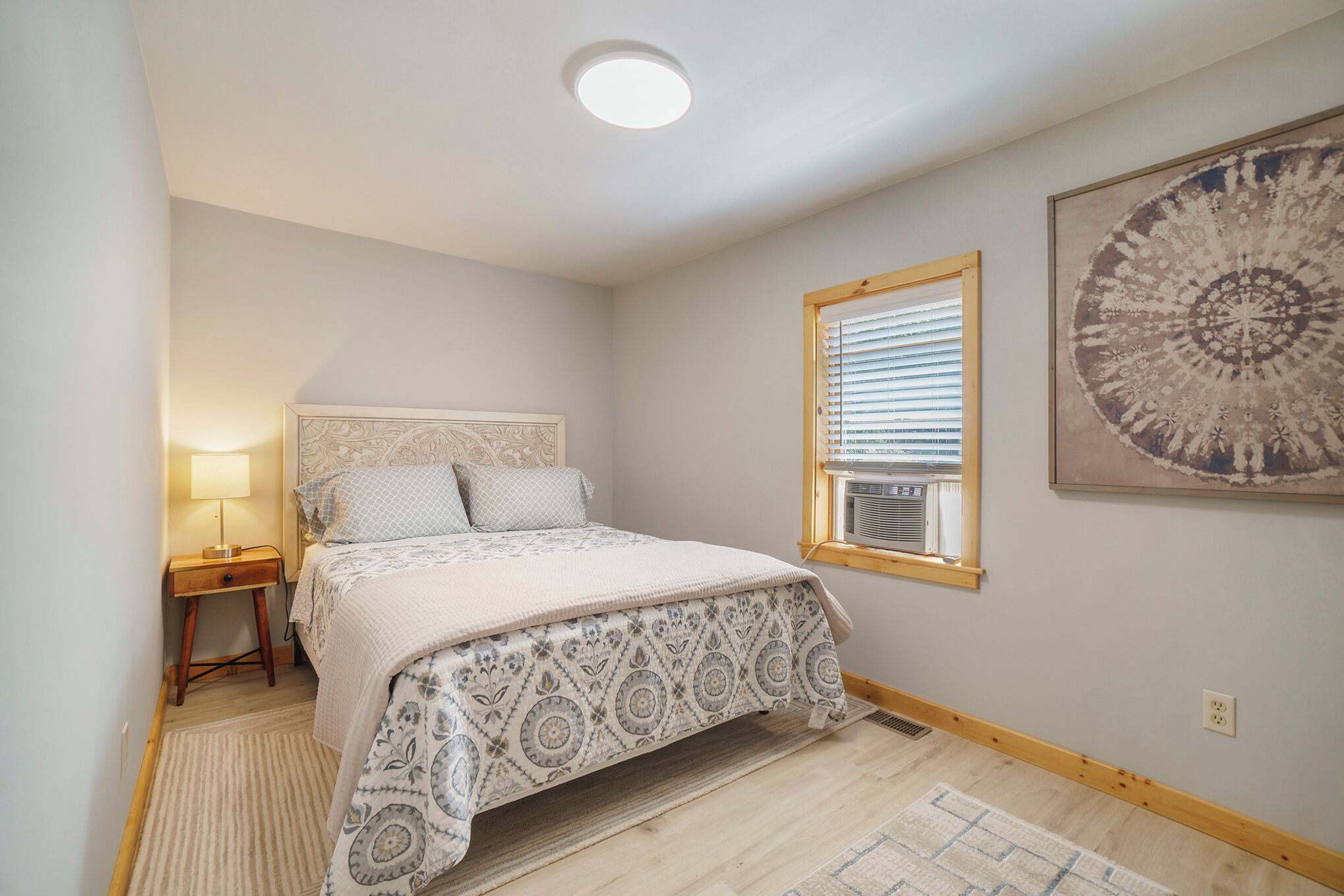 3 chambres, bureau, Wi-Fi gratuit, draps fournis