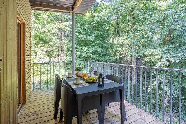 Outdoor dining - Les Charmes C40B - Le Val Joly (Eppe-Sauvage)