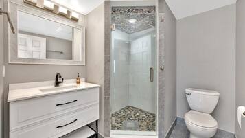 Handdukar, tvål och schampo