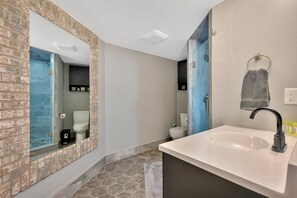 Towels, soap, shampoo