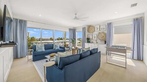 Smart TV, fireplace, video games, offices - Gulf Views. Walk to St Armands+Beach. Pool+Slide (Sarasota)