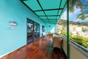 Unclassified image, 5 of 12, button - TingTaoJu Hotel (Zhuhai)