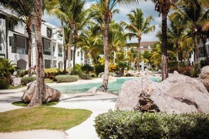 Property grounds - 104-PL New, modern decor and comfortable to everything. (Bayahibe)
