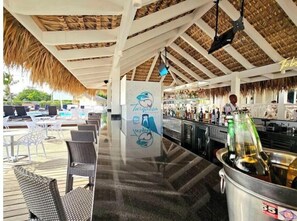 Bar (en la propiedad)