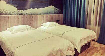 Hengdian Yuanhe Business Hotel