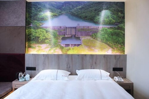 Hengdian Yuanhe Business Hotel