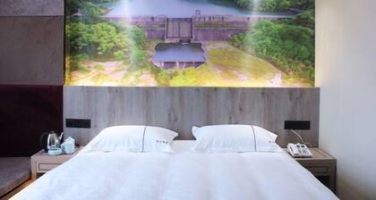 Hengdian Yuanhe Business Hotel