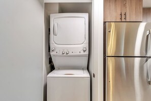 Apartment | 2 bedrooms - Charming 2BR w King Queen Close to SLC (Salt Lake City)