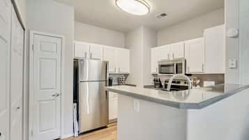 Apartment | Private kitchen