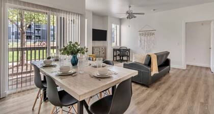 1st Fl King Beds Pool Garage - Near AFB