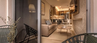 Houze Residences – By AVA Rentals.