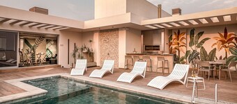 Houze Residences – By AVA Rentals.