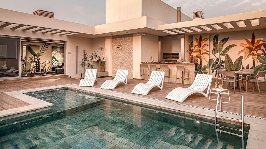 Houze Residences – By AVA Rentals.