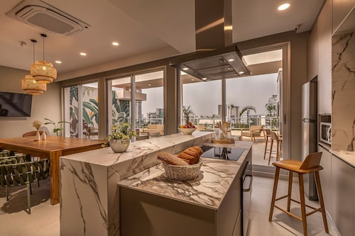 Houze Residences – By AVA Rentals.