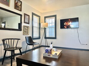 1 bedroom - Comfy House With Fenced Yard I Step to Plaza Dist (Oklahoma City)