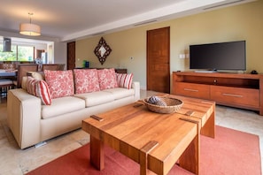 House, Accessible - Celeste Curamoria Collection 2BD Ocean View (Santa María Huatulco)