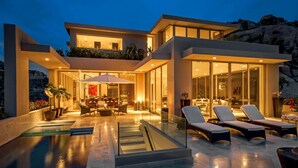 Unclassified image, 2 of 22, button - Villa Pacific West in Cabo San Lucas (Cabo San Lucas)