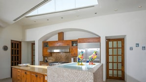 Unclassified image, 3 of 24, button - Casa Tita in Cabo San Lucas (Cabo San Lucas)