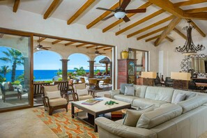 5 bedrooms, Internet - Casa Alegria in Palmilla (San José del Cabo)