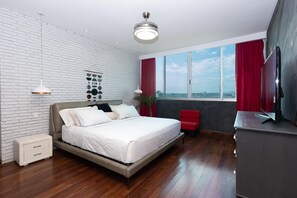 อพาร์ทเมนท์, พร้อมสิ่งอำนวยความสะดวกสำหรับผู้พิการ | 3 ห้องนอน