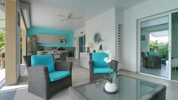 Villa | 1 bedroom, desk