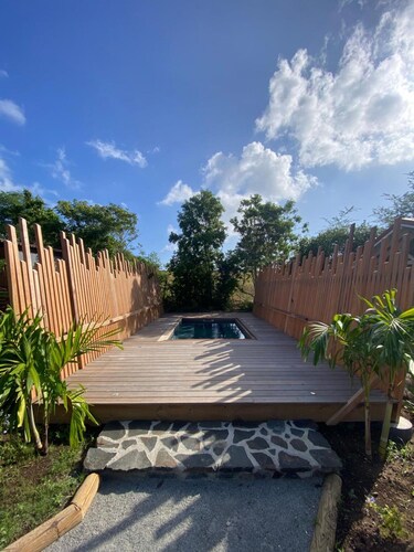 Ecolodge Anguila - Natural Pool & Beach