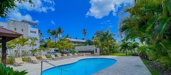 Cute Apartment Only Steps From the Beach
