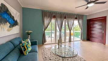 2 bedrooms, Internet