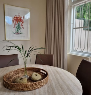 House | 2 bedrooms - Luxurious Sea Point Apartment (Cape Town)
