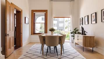 Huis | 3 slaapkamers, een bureau