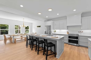House (5 Bedrooms) | Interior - Hideaway Cove Private Dock, Firepit, New Build (Mooresville)