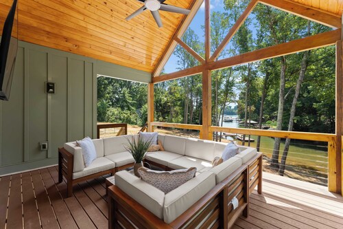 Hideaway Cove Private Dock, Firepit, New Build