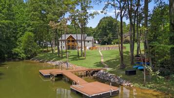 House (5 Bedrooms) | Interior