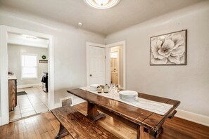 하우스 | 3 개의 침실, 인터넷